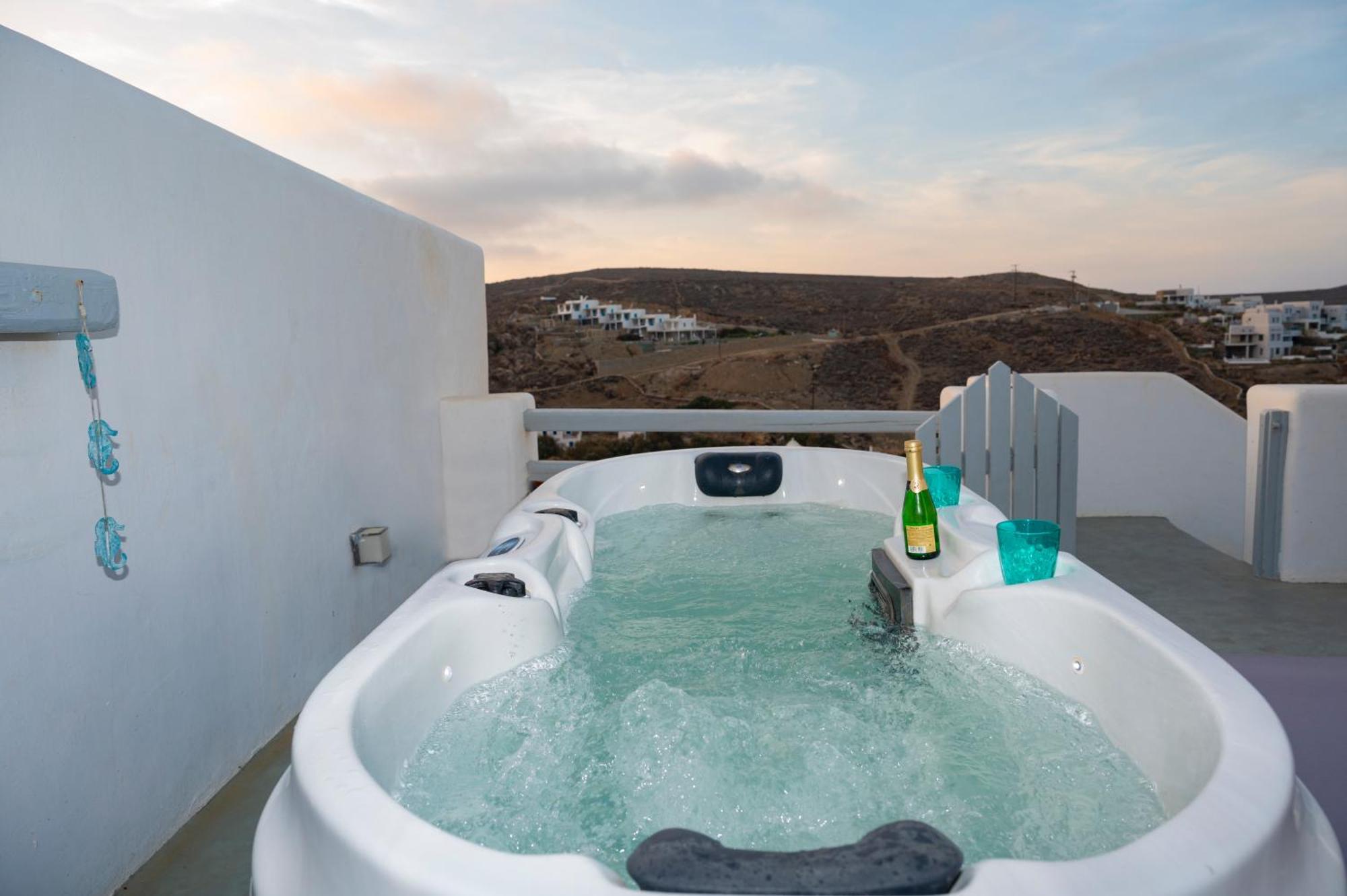 Seaview Mesonette With Private Hot Tub Villa Mykonos Town Exterior photo